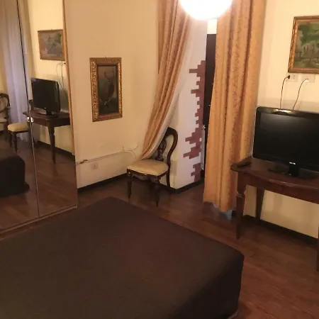 Wilson 2* Rome